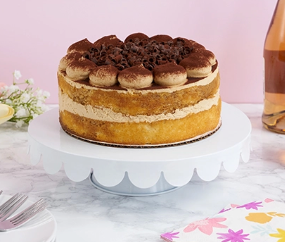 Twine 11' Galvanized Metal Cake Stand w/ Scalloped Edges