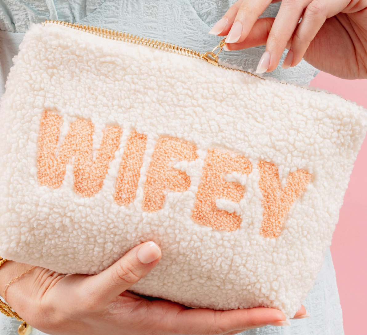 Wifey Pouch