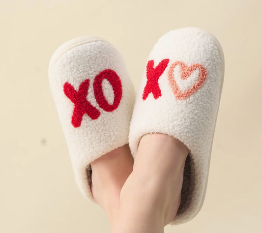 Darling Effect "XOXO" Slippers