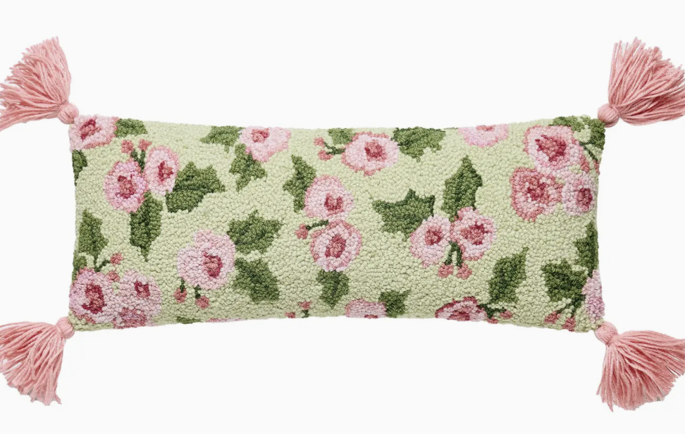 Cottage Charm Roses with Tassel Hook Pillow