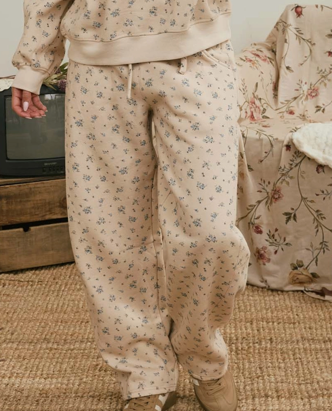 Ditsy Floral Sweatpants