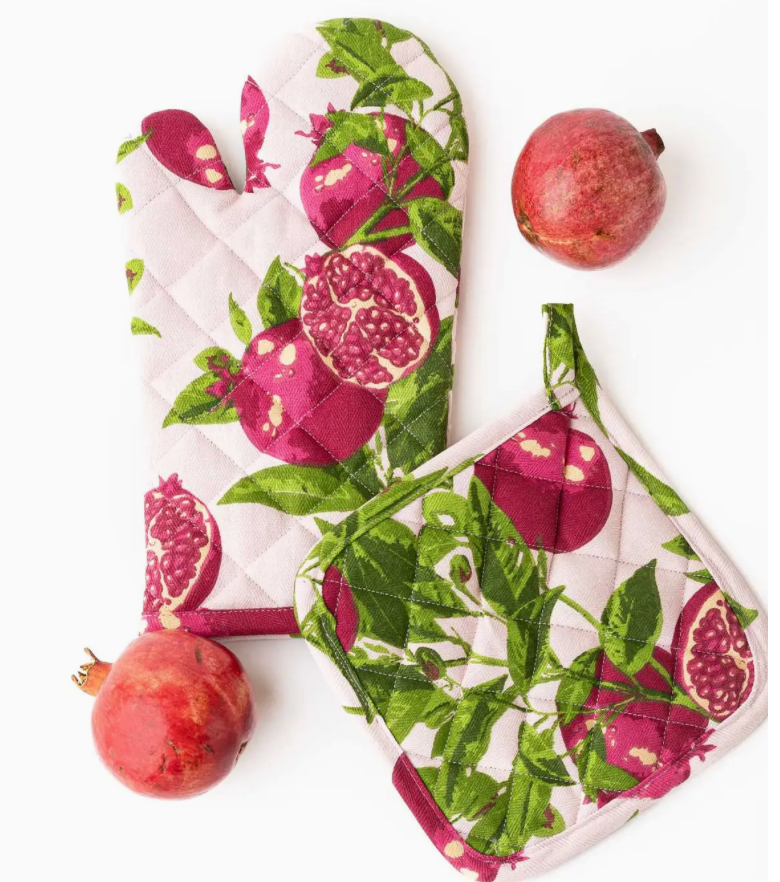 Pomegranate Grove Oven Mitt & Pott Holder Set